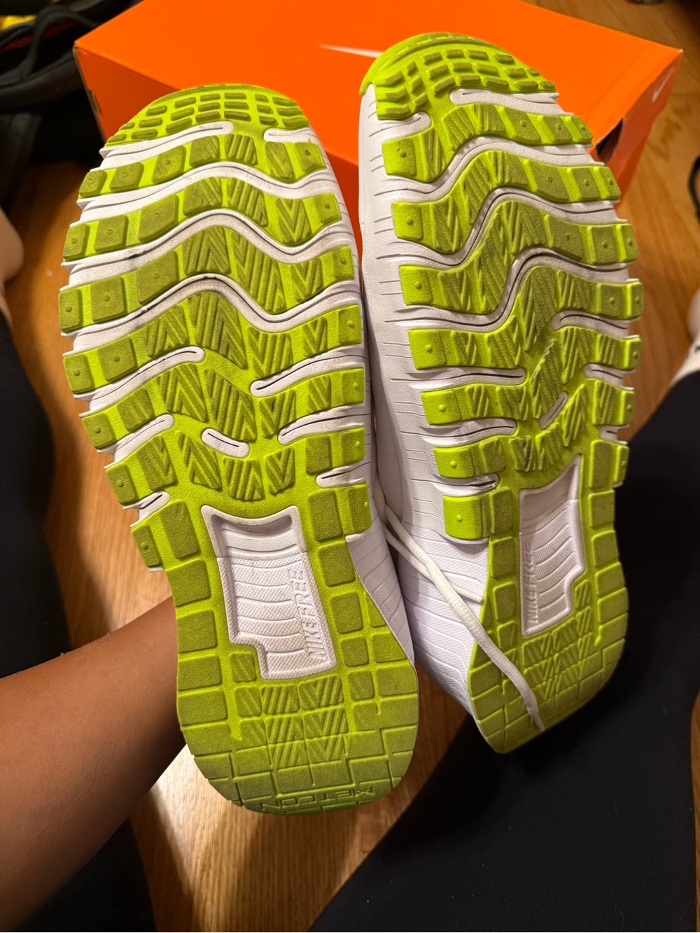 Nike Free Metcon 6 Men’s Cross Training Shoe - Picture 3 of 5